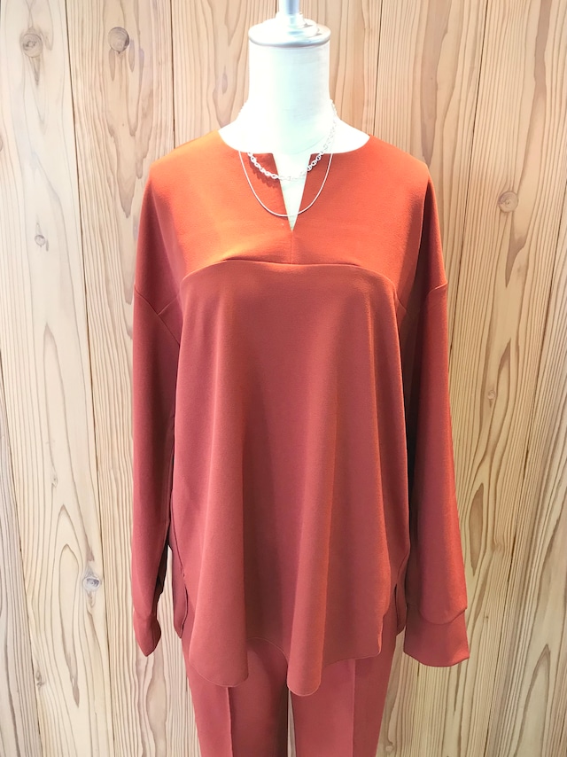 【MuNich】キーネックトップス