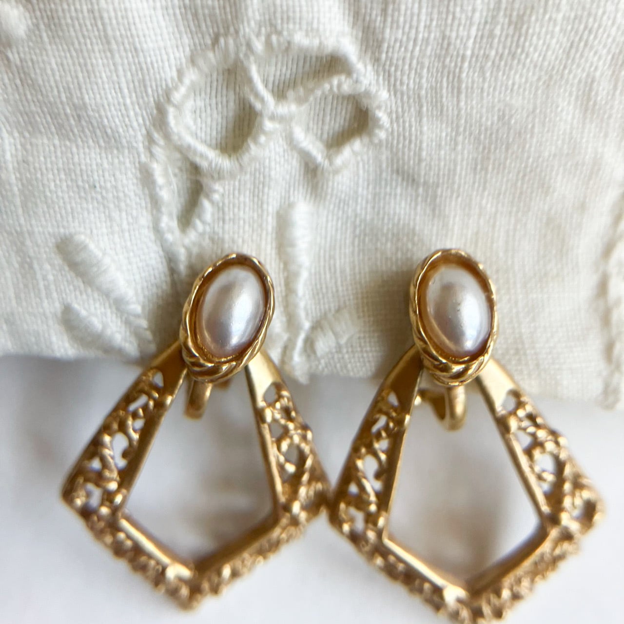 gold & pearl design earring[e-1889] ヴィンテージイヤリング | LEO