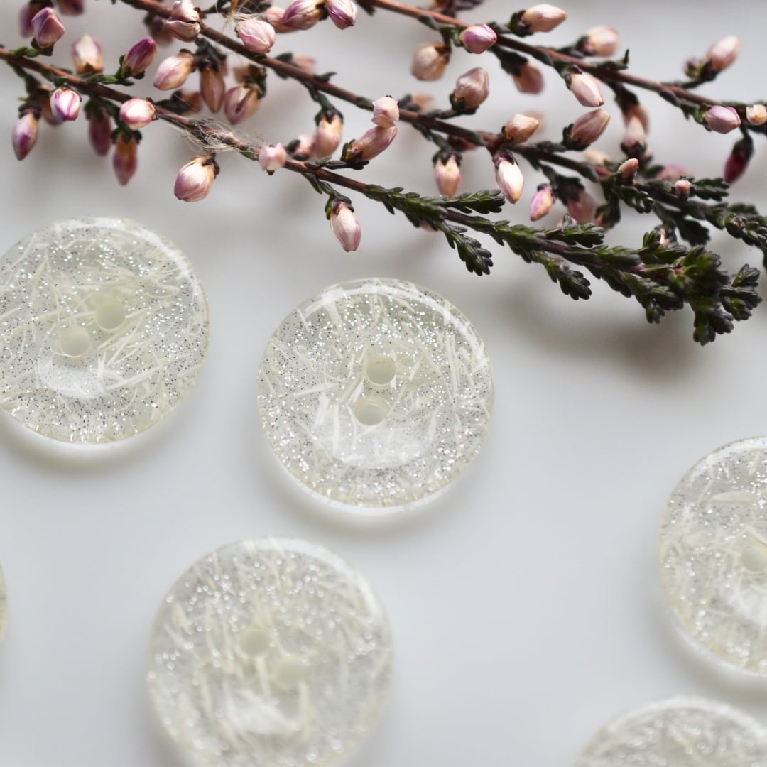 ホワイト&シルバーグリッター 2穴 18㎜