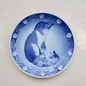 [SOLD OUT] Royal Copenhagen ロイヤルコペンハーゲン / Motherhood プレート 1983年 猫の母子