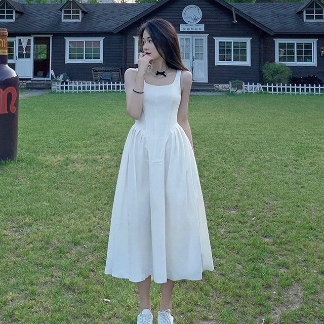 ワンピース レディース 送料無料 ロングワンピース マキシワンピース ノースリーブワンピース リラックス リゾート 麻 綿 夏 薄手 おしゃれ ナチュラル かわいい かっこいい こなれ感 スタイル 小顔見せ 着痩せ 体形カバー インスタ トレンド きれいめ エレガント ルーズ カジュアル ゆったり 大人かわいい 上品 無地  ゆる カラー ナチュラルドレープ ワイドストラップ スクエアネック Aライン フレアスカート バックボタン