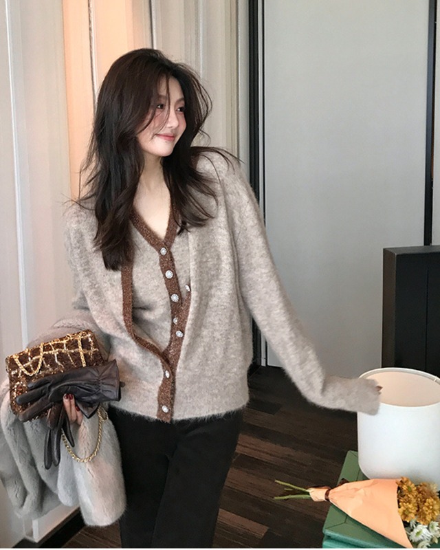 バイカラーニットツインセット　A25356