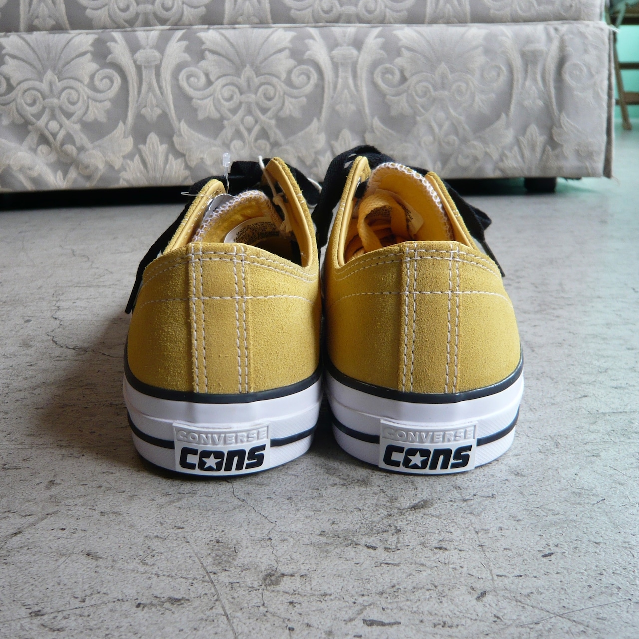 CONS CATS PRO LOW イエロー