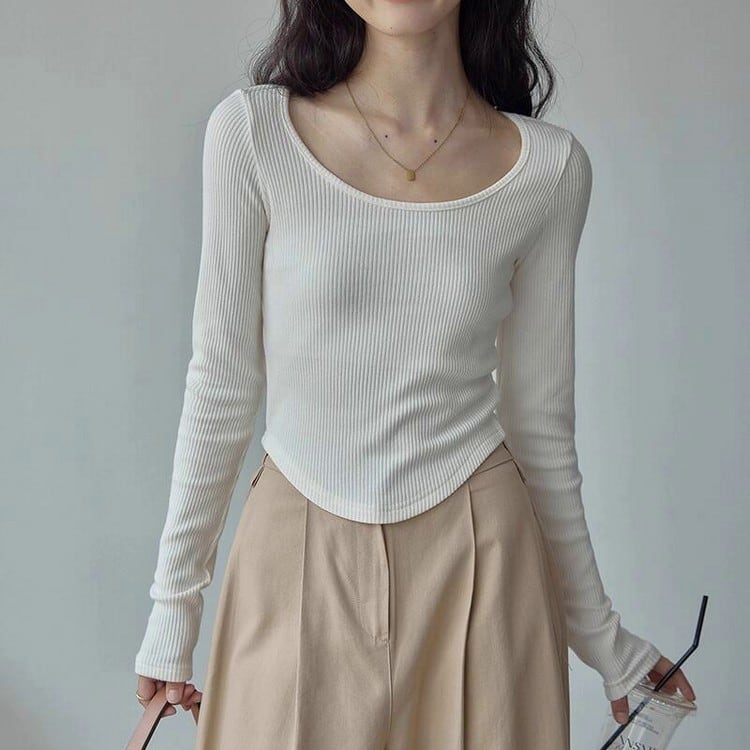 ラウンドヘムリブカットソー B0053