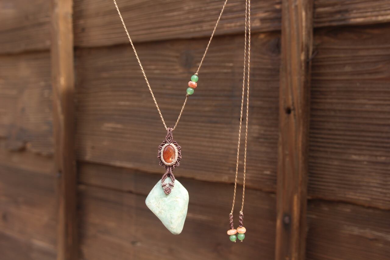 Itoigawa Jade & Sunstone micro macrame pendant