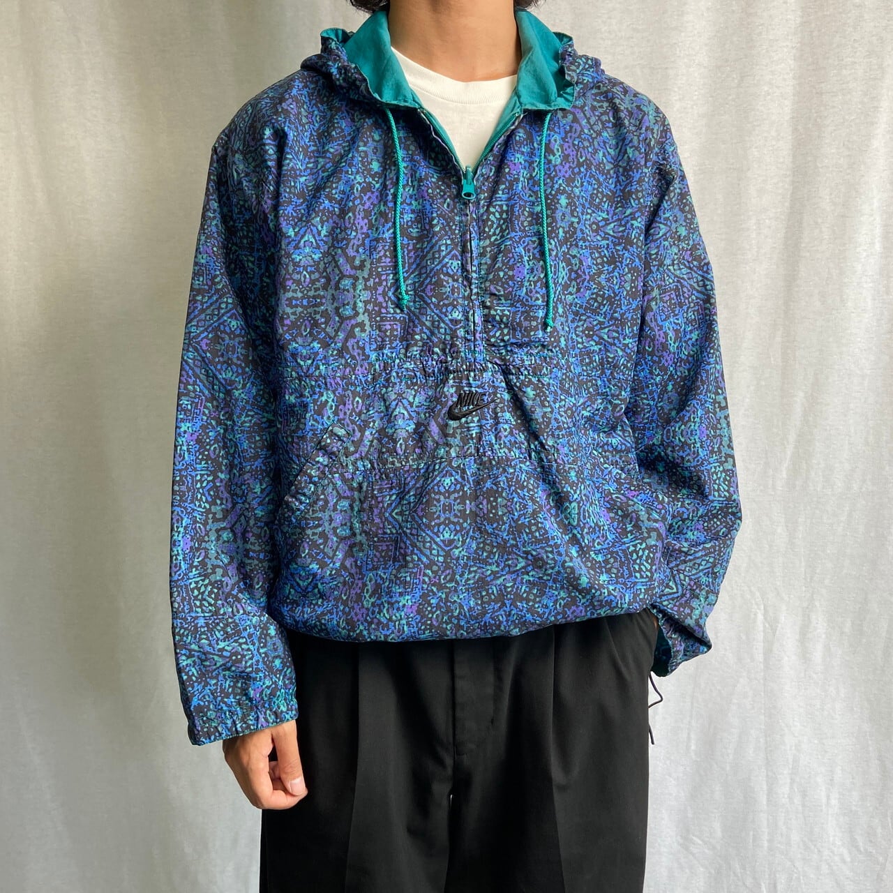 ナイキ 総柄 90s ナイロンジャケット ワンポイント刺繍ロゴ オーバーサイズ