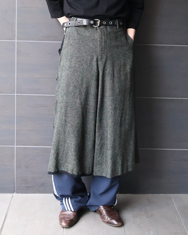 【AD2010 COMME des GARÇONS HOMME PLUS】coloring layered shorts