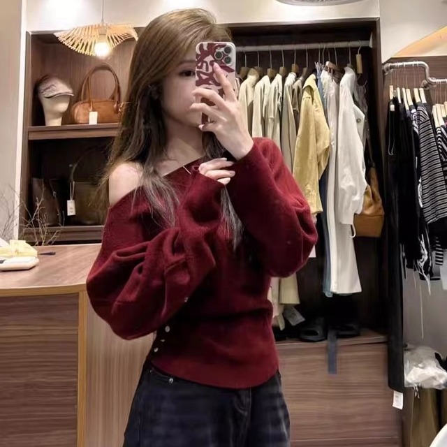 Side-Button Pleated Long-Sleeve Knit Top