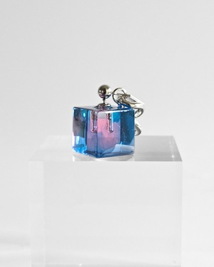 BOLD CUBE. [blue&pink]