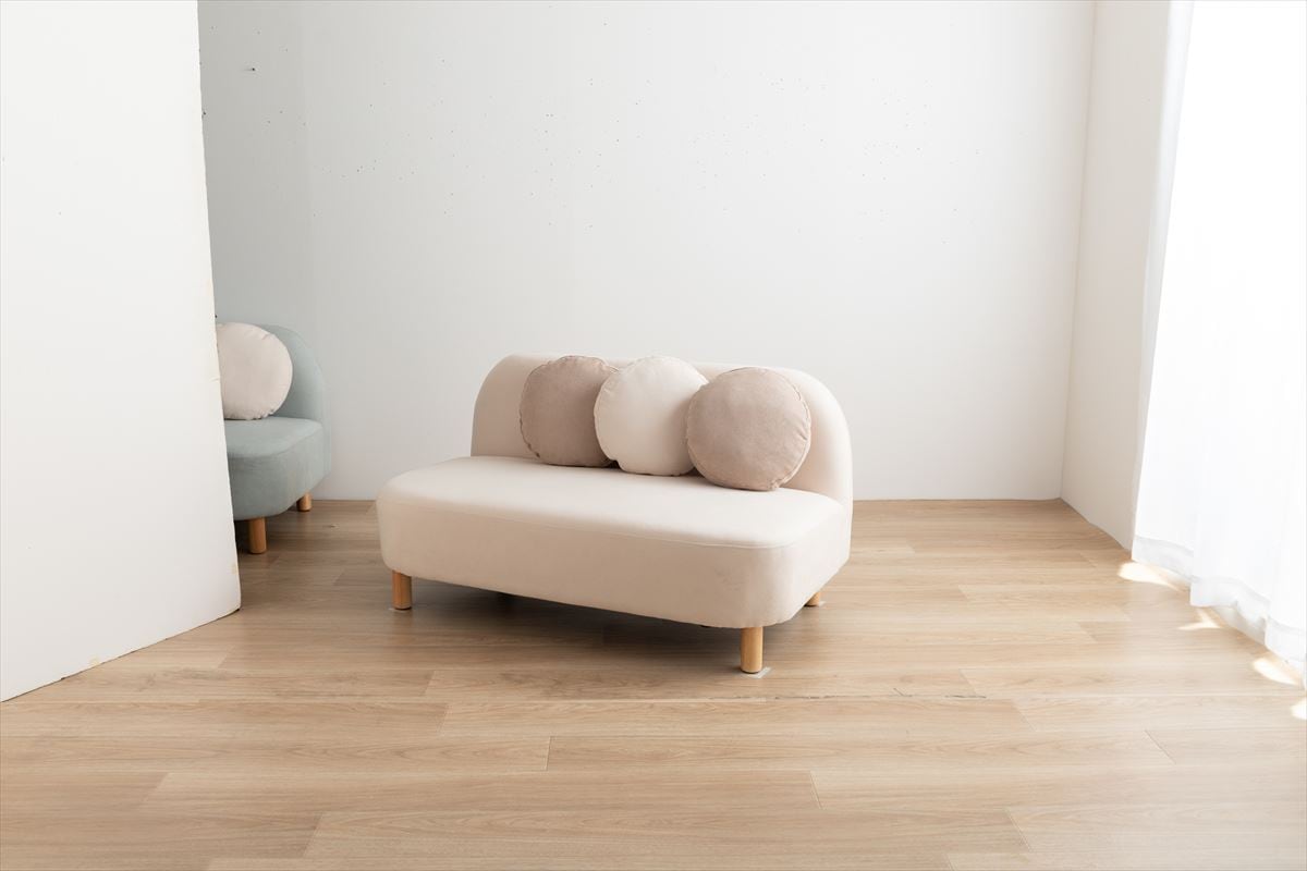 全3色】丸みがかわいい！クッション付き2人掛けコンパクトラウンド