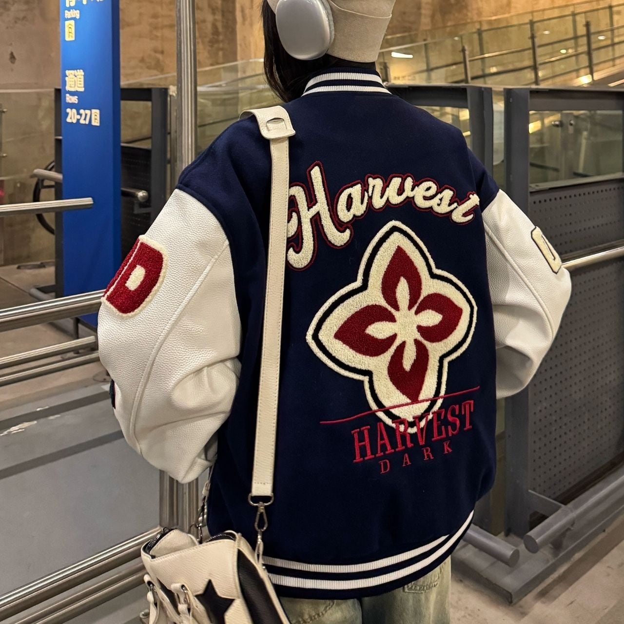 フラワーワッペンロゴバーシスタジャン 3col R00769