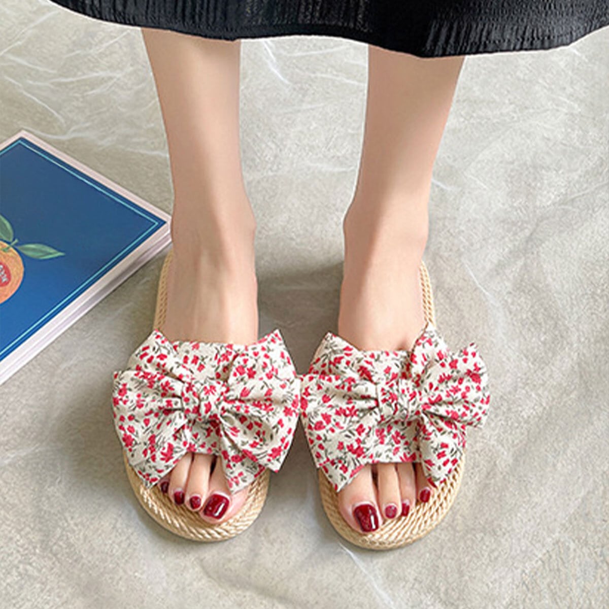 ビーチサンダル リボン ぺたんこ レディース 夏 小花柄 サンダル きれいめ 大人 かわいい おしゃれ リゾート ビーチ プール レジャー 軽量 歩きやすい 疲れにくい 大人可愛い 大人女子