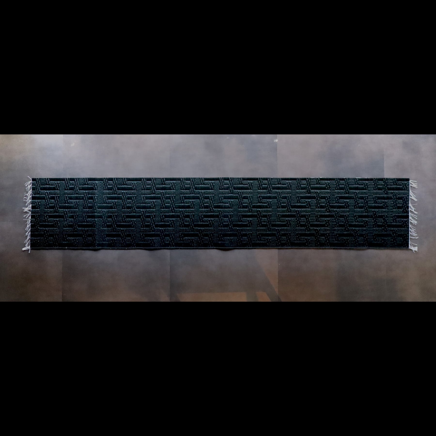 Tatami Table Runner (Rush Grass) 角紋 |漆黒(しっこく)【限定色】