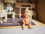 哺乳瓶を持った小さなセルロイドベビー 画像17