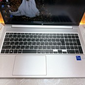 美品2022年式/ HP ProBook450 G9/i5第12世代/メモリ16GB/SSD256GB/人気ノートパソコン