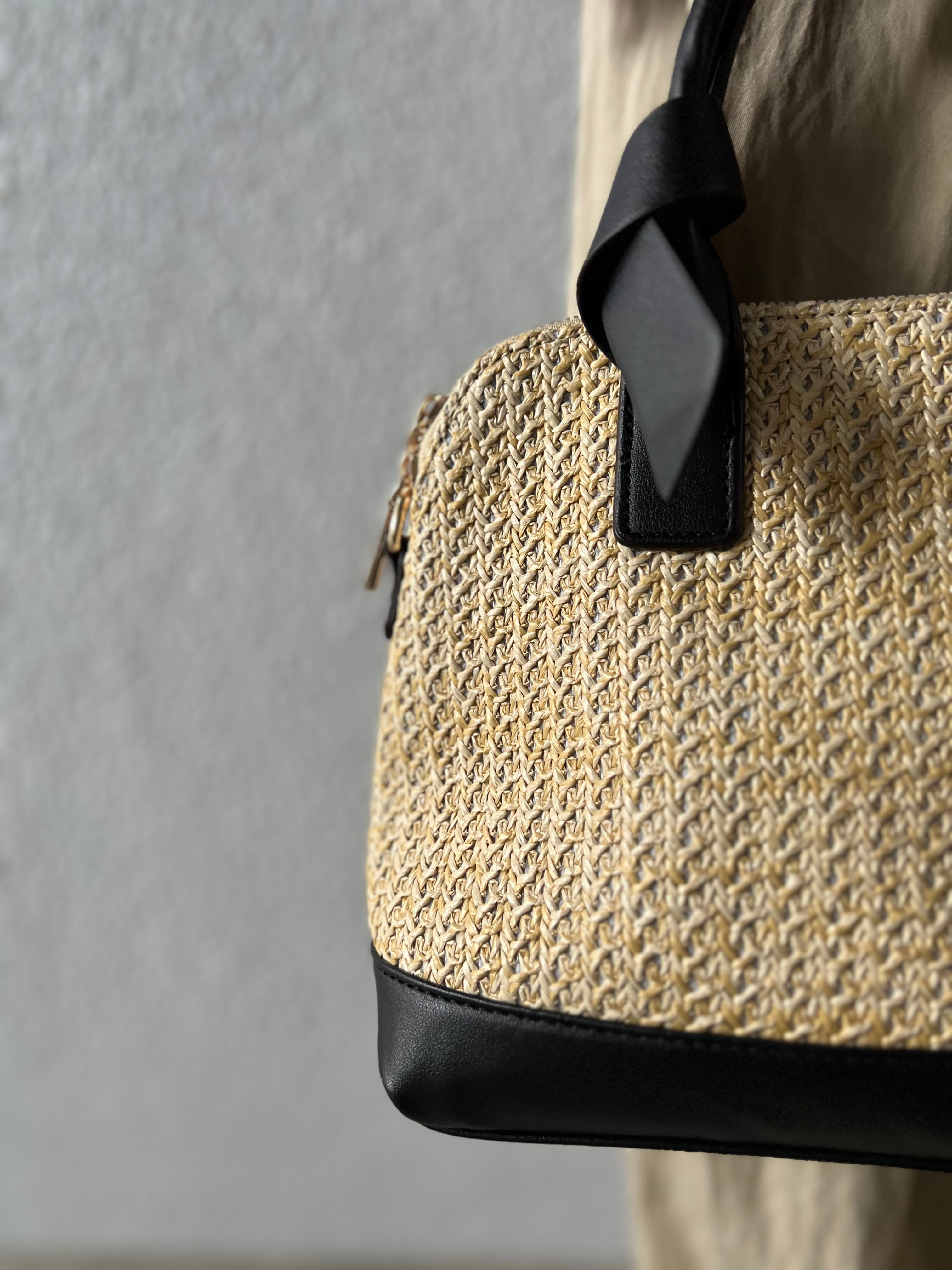 【SELECT】ブガッティ型フォルム 2WAYバッグ