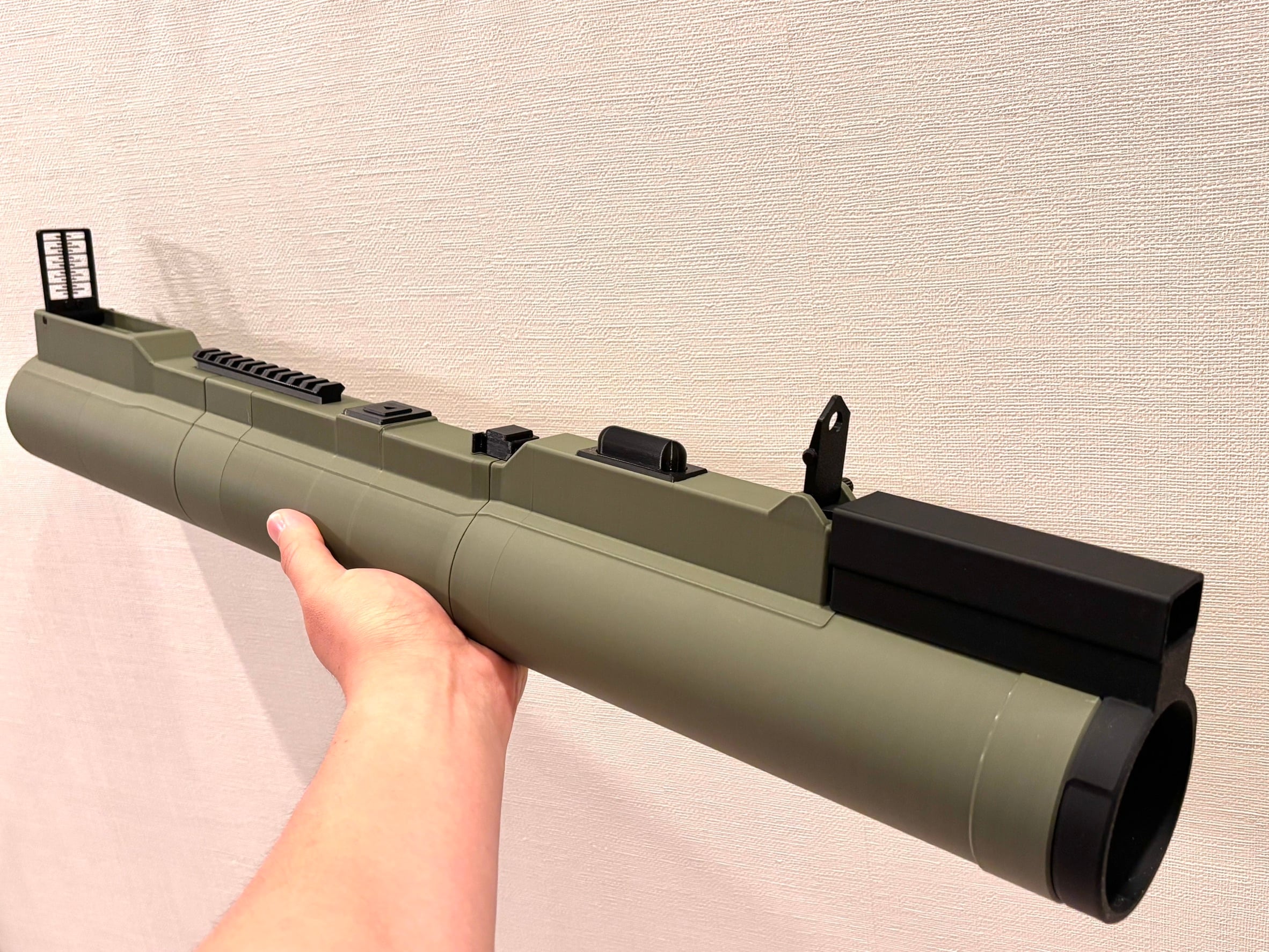 1:1 M72 LAW ロケット レプリカモデル(金属なし、発射機能なし) 1:1 M72 LAW ロケット レプリカモデル(金属なし、発射機能なし) | 3D