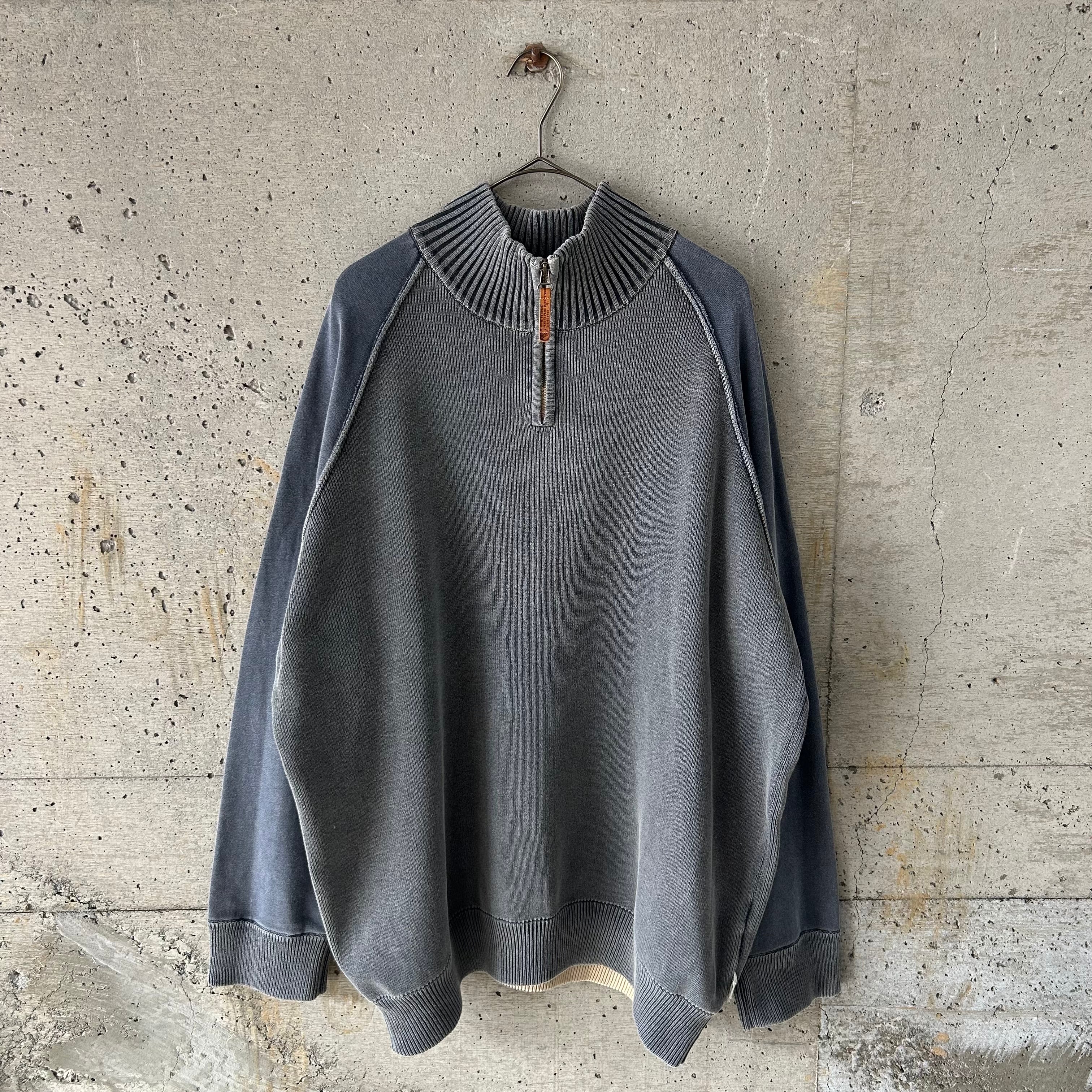 Blue-gray raglan knit top