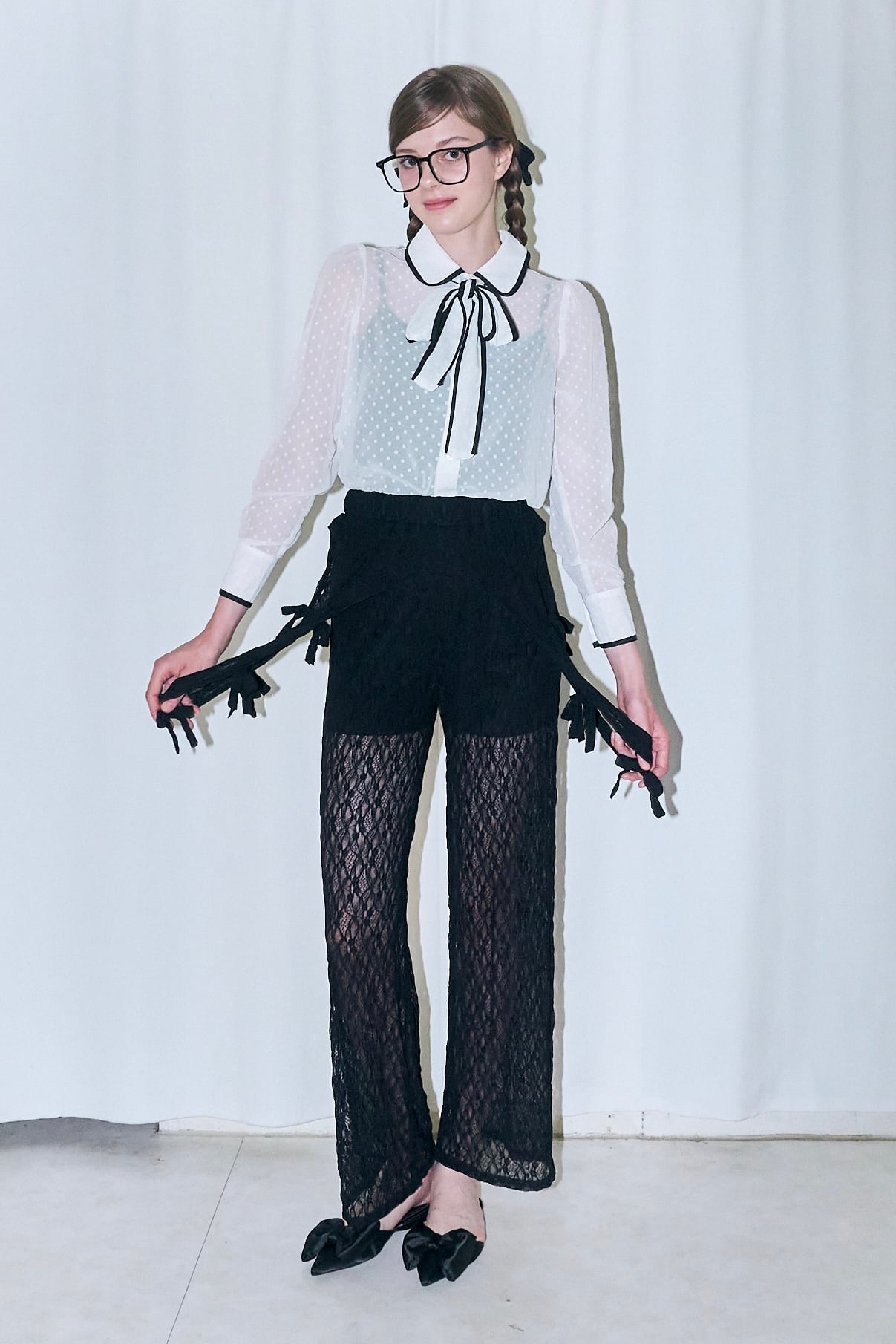 mieya mieya】LACE TRIM SHIRTBLOUSE