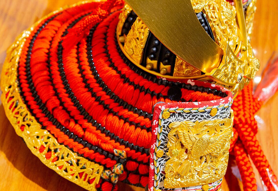 竹雀の兜　雄山製作