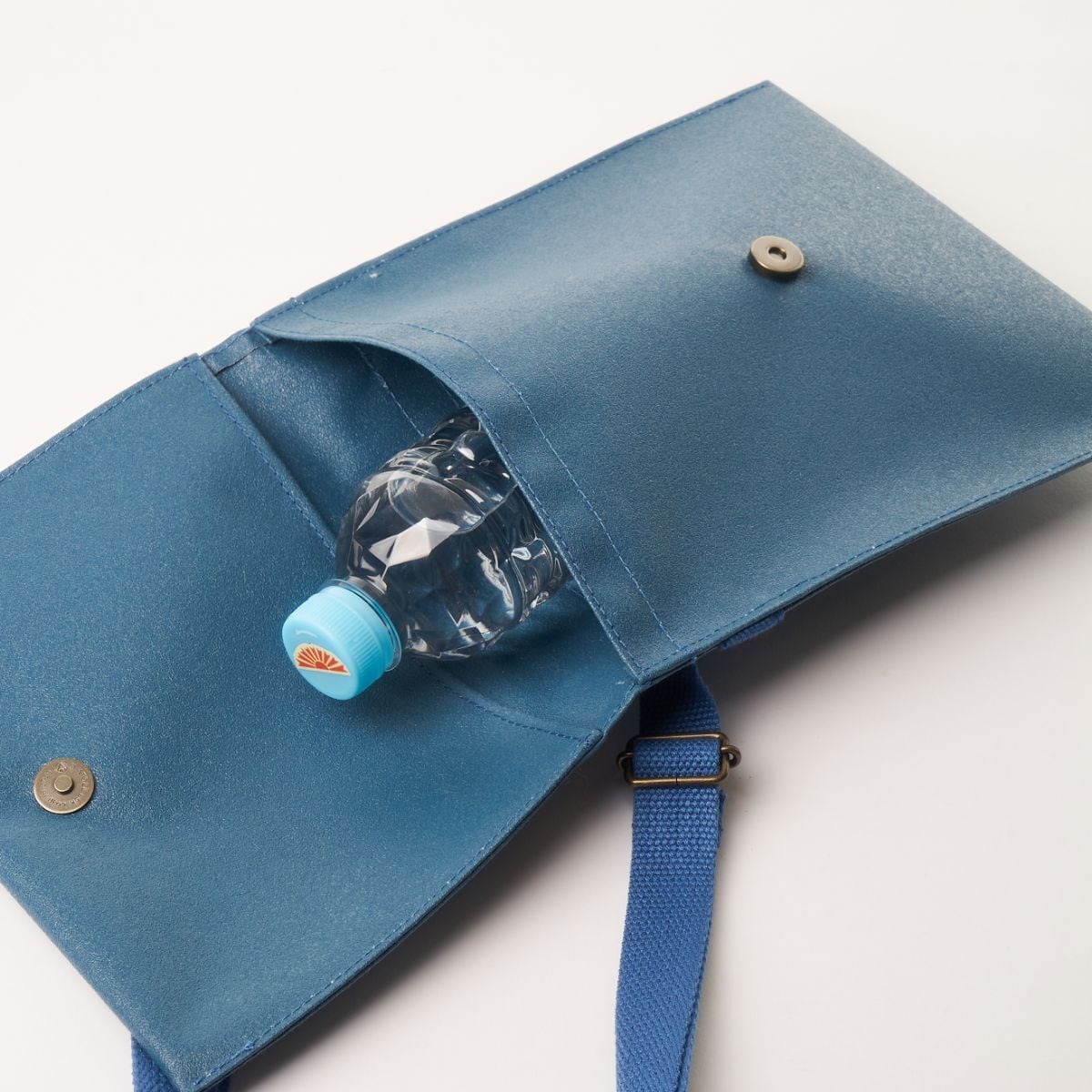 サコッシュ SA-03（エステル帆布） | 日の出テント 公式オンラインストア