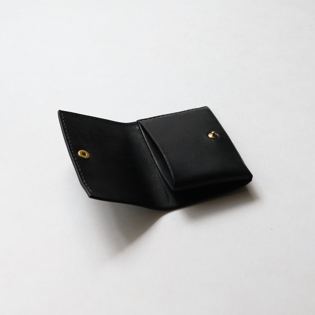 coinwallet - bk - GUIDI / cavallo culatta pull up | chamoto