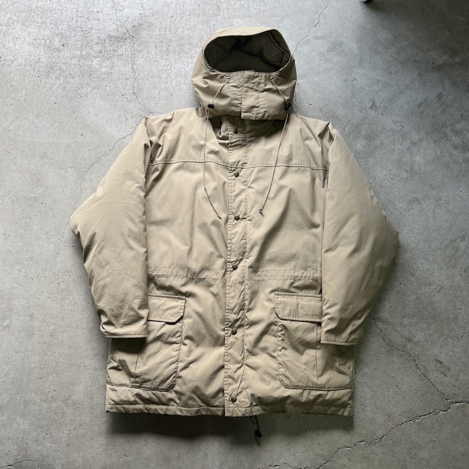 USA製 80年代 WOOLRICH ウールリッチ マウンテン ダウンジャケット メンズL 古着 80s ヴィンテージ ビンテージ ベージュ  【ナイロンジャケット】【NEW23】【CS2301-20】 | cave 古着屋【公式】古着通販サイト