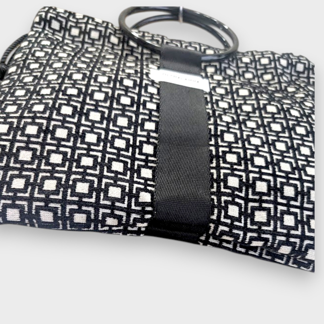 Structured Geometry  Ring Bag-Black×Black