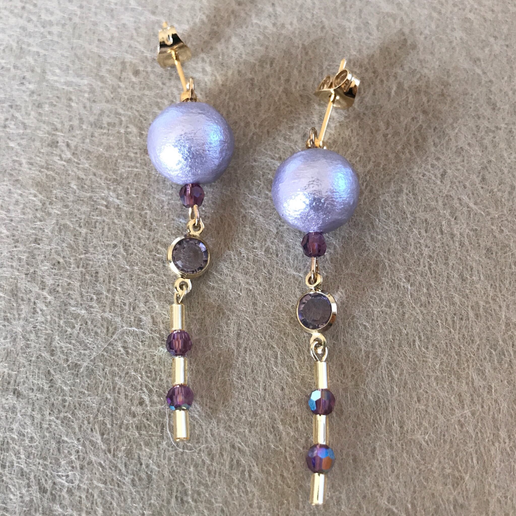 0069:コットンパールとスワロフスキーのパープル大人ピアス