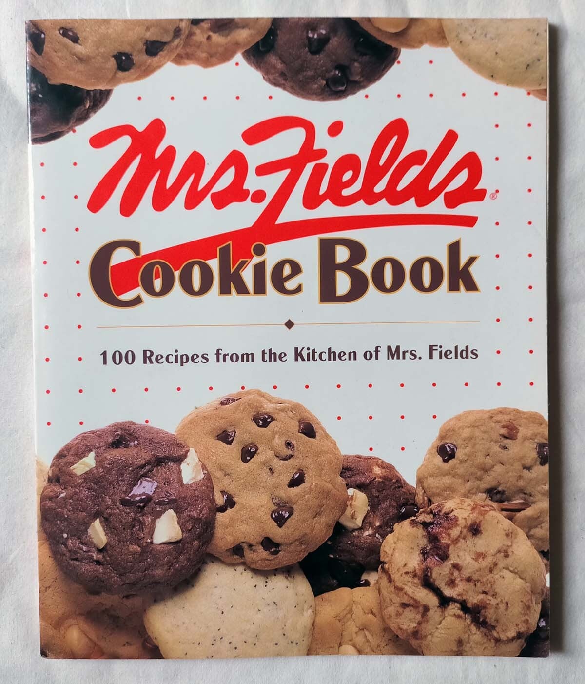 クッキー　本 名作絵本のクッキー缶セレクション by Cake.jp」徳島県に初上陸