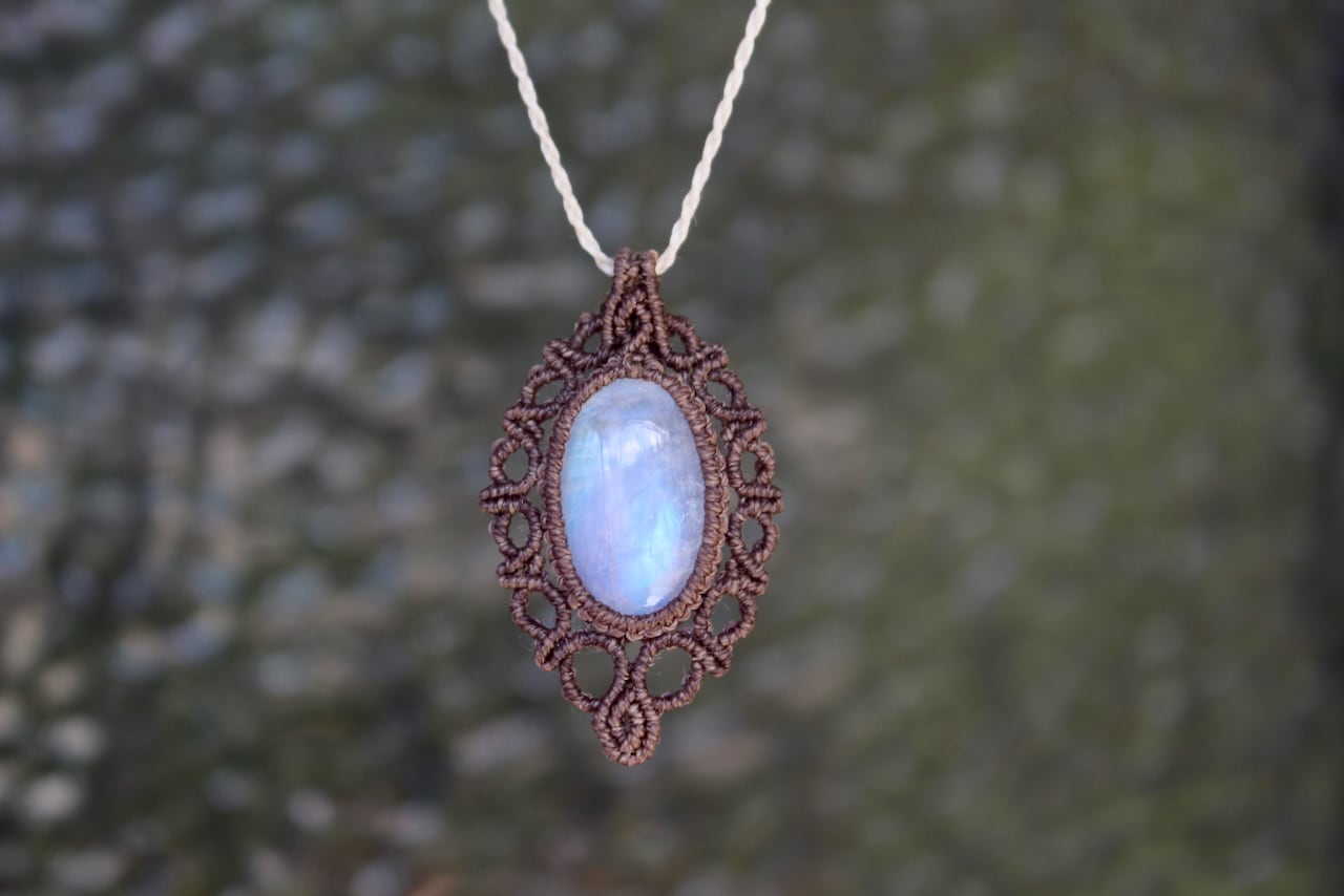 Rainbow moonstone micro macrame pendant