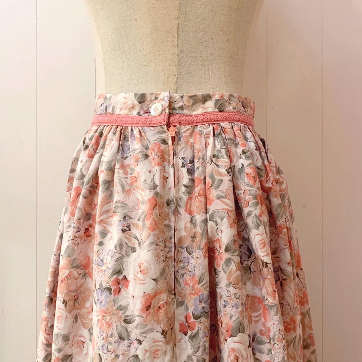 60s pink flower tape skirt