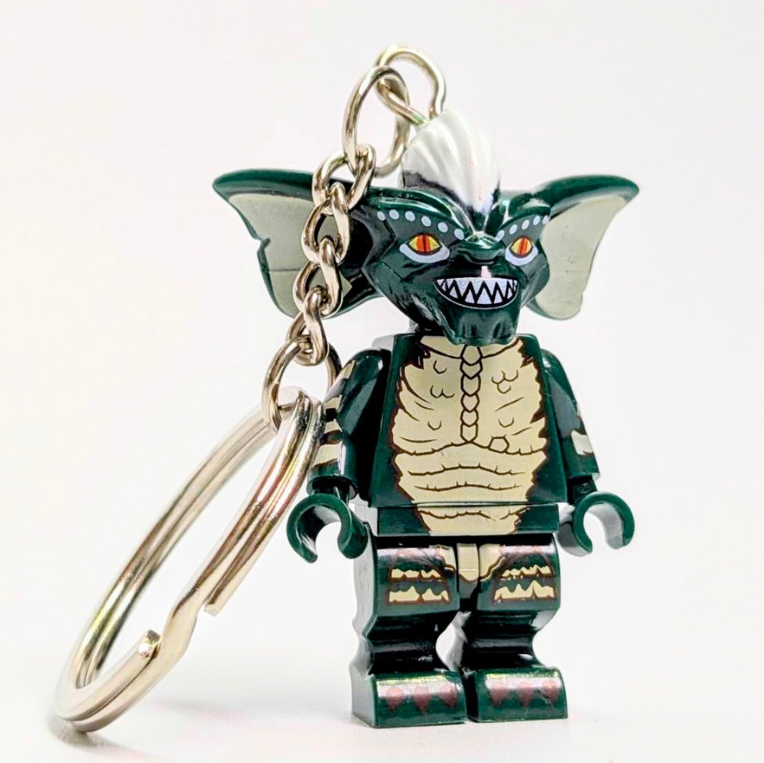 再入荷！【ブロックフィギュアキーホルダー★グレムリン（Gremlins）ストライプ】 〚アメリカン雑貨 アメトイ〛