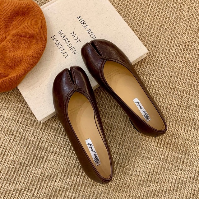 ミディアムヒールラウンド足袋シューズ 3col 232124