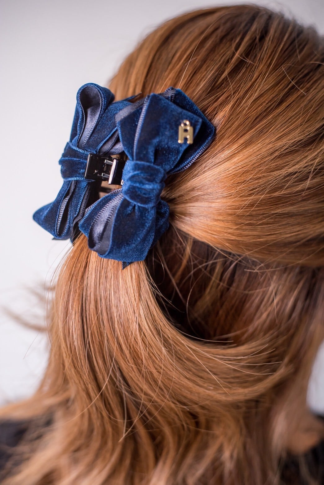 ベロアサテンワニクリップ ミニ | THE HANY 公式オンラインショップ