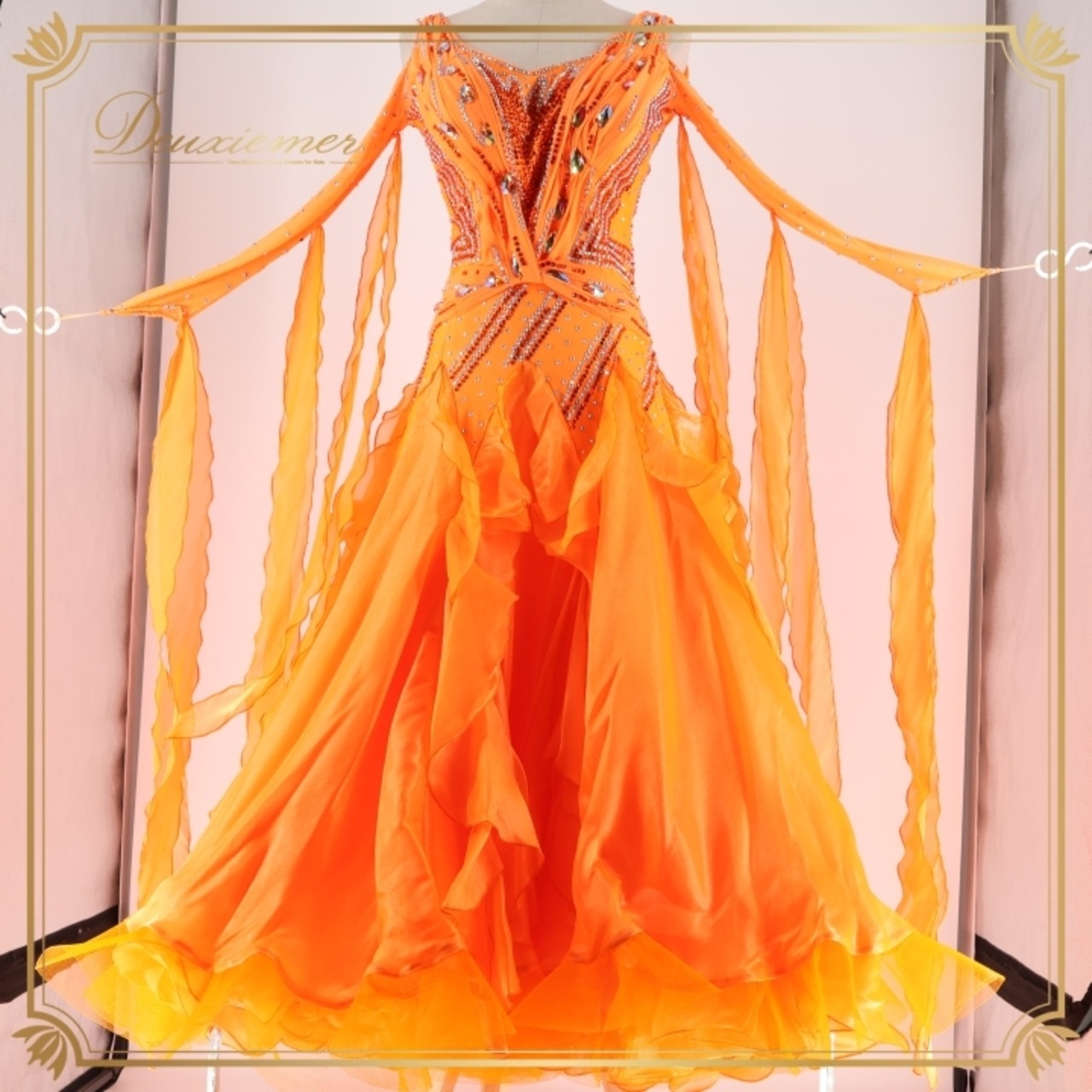 社交ダンス 衣装 スタンダードドレス ワンピース ドレス フロート デモ 競技 ダンス パーティ 発表会 フリル レース オレンジ系 鮮やか フロア映え ふんわり スカート 3枚重ね Mサイズ レディース 競技用 ダンス衣装 発表会用ドレス デモ用ドレス 目立つ おしゃれ ダンスパーティー