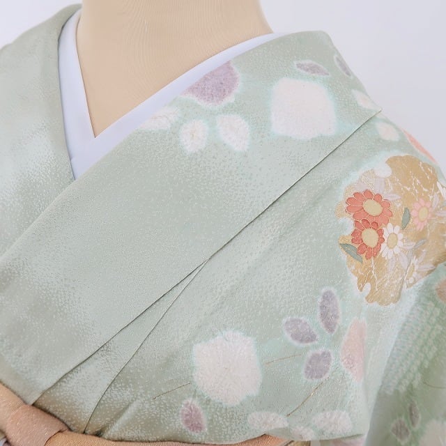 新品 絞り 金駒刺繍 雪輪 着物 正絹 仕付け糸付“風光る時に喜びを隠せない桜や菊、牡丹、雪輪や雲”訪問着 2734