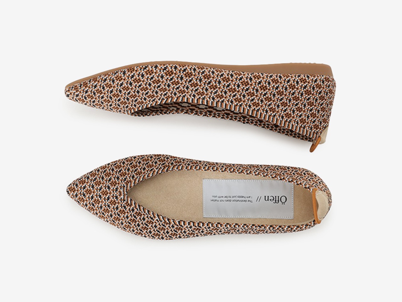 pointed-PrimalDots / CAMEL & BLACK