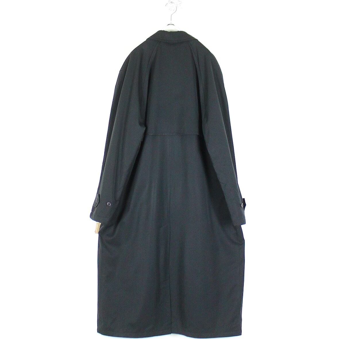 BARNEYS NEW YORK フリルケープコート 黒 一枚で華やぐ注目アイテム