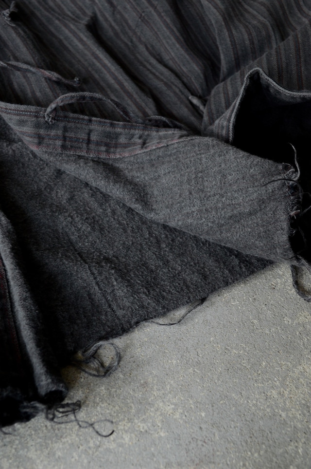 VENTITANK PROJECT Bulgarian Army 1950's-60's Dead Stock Custom Remade & Dyed Sumi Kuro Sleeping Shirt Jacket Type Red Multi3 ブルガリア軍 スリーピングシャツ ジャケット 50s 黒染め