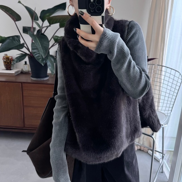 サイドボタンハイネックファーvest/ダークブラウン