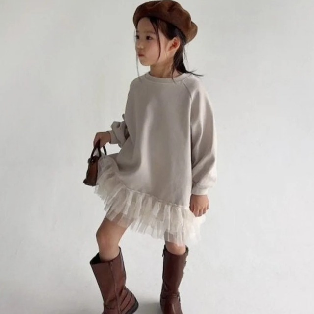 ★送料無料★ 女の子 　ふわふわチュールスエットワンピース  90cm～140cm  韓国子供服　秋　冬