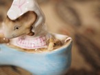 「靴に住んでるおばあさん」シューズのフィギュリン　ベアトリクス・ポター版 画像19