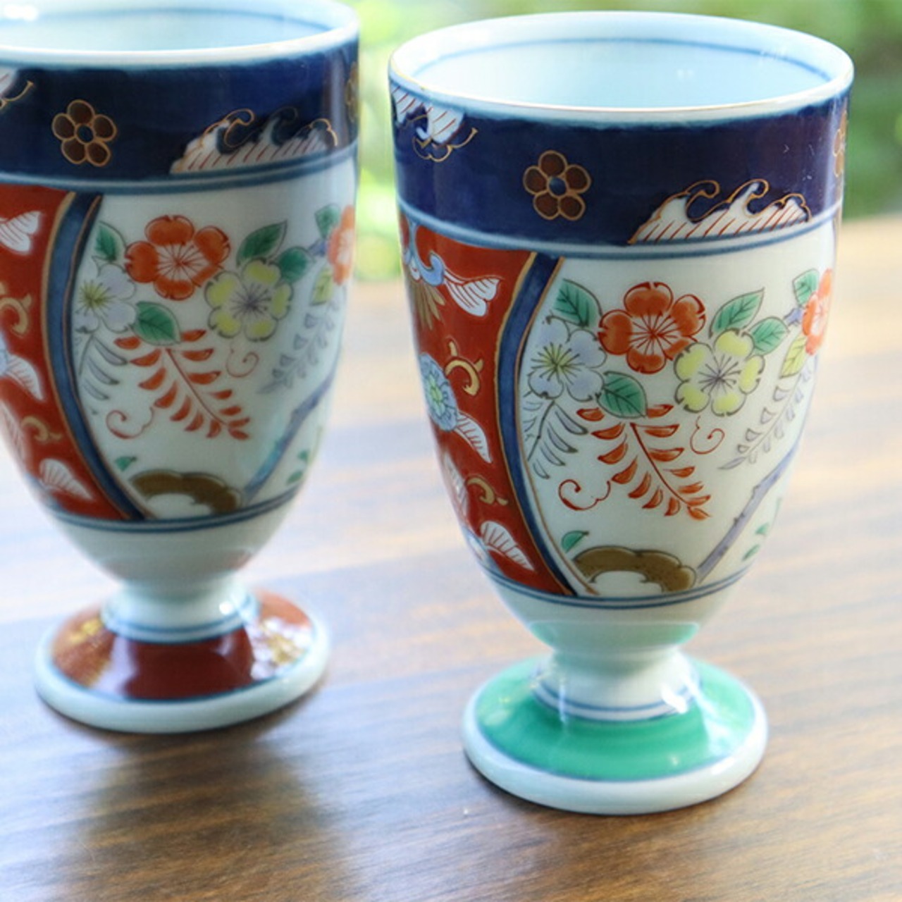 有田焼　ワインカップ　古伊万里藤花（緑・赤） 1-114