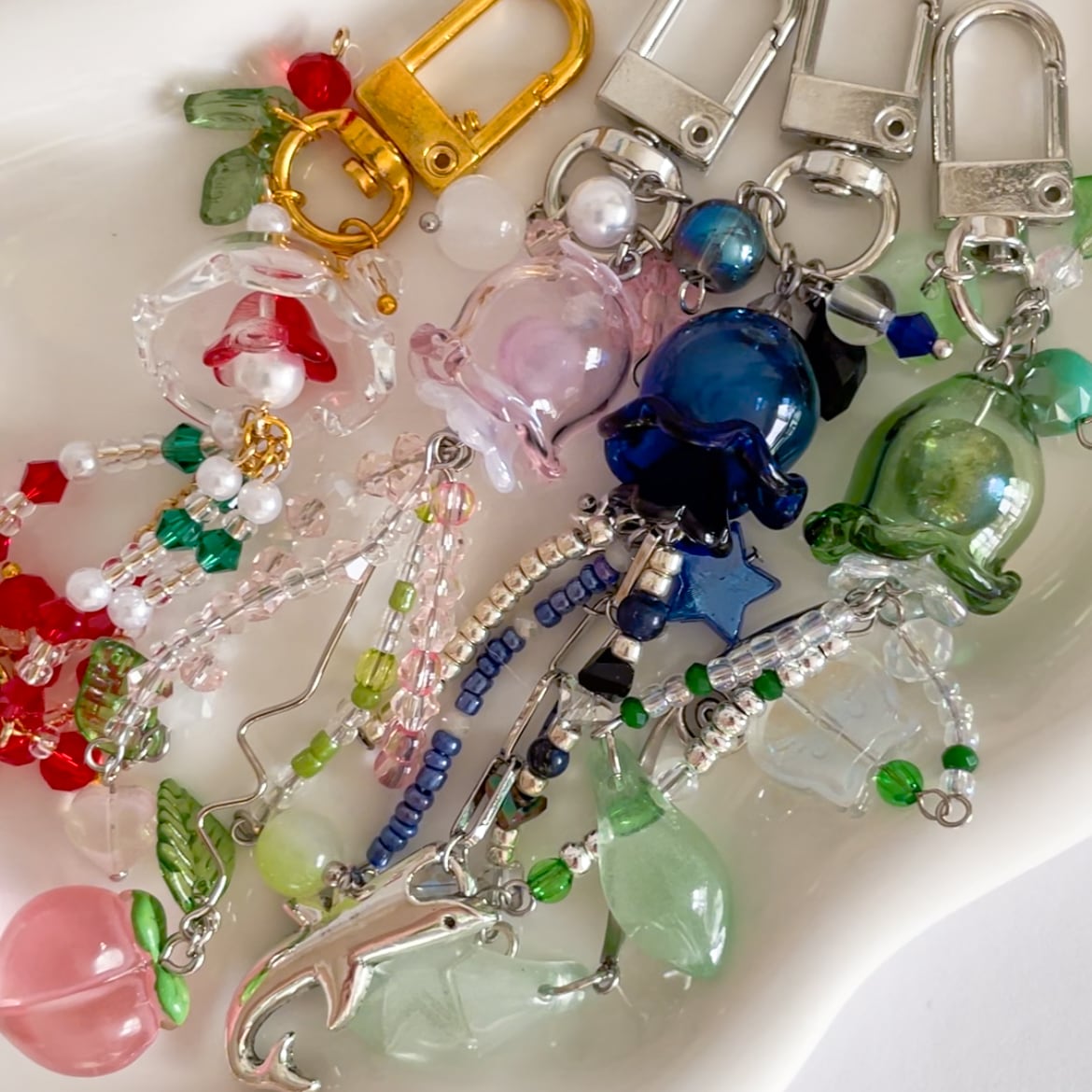 2点333円】ビーズキーホルダー クラゲ おもた 2点333円】ビーズキーホルダー クラゲ おもた