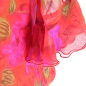 社交ダンス 衣装 スタンダード トップス レッスンウェア レディース U:NA レッド系 ピンク系 パープル系 赤 紫 華やか 派手 練習着 かわいい U:NA ユーナ 日本製 ブラウス風 トップス 袖フレア フリル袖 透け感 シースルー 薄手 軽やか レッスンウェア ダンス練習 競技 ダンスレッスン 発表会 衣装用 生地 ポリエステル フラワー柄 フェザー柄 リーフ柄 鮮やか カラフル 華やかデザイン カラーコーデ ダンス女子 ダンサー フェミニン エレガント 上品 赤系ピンク系パープル系