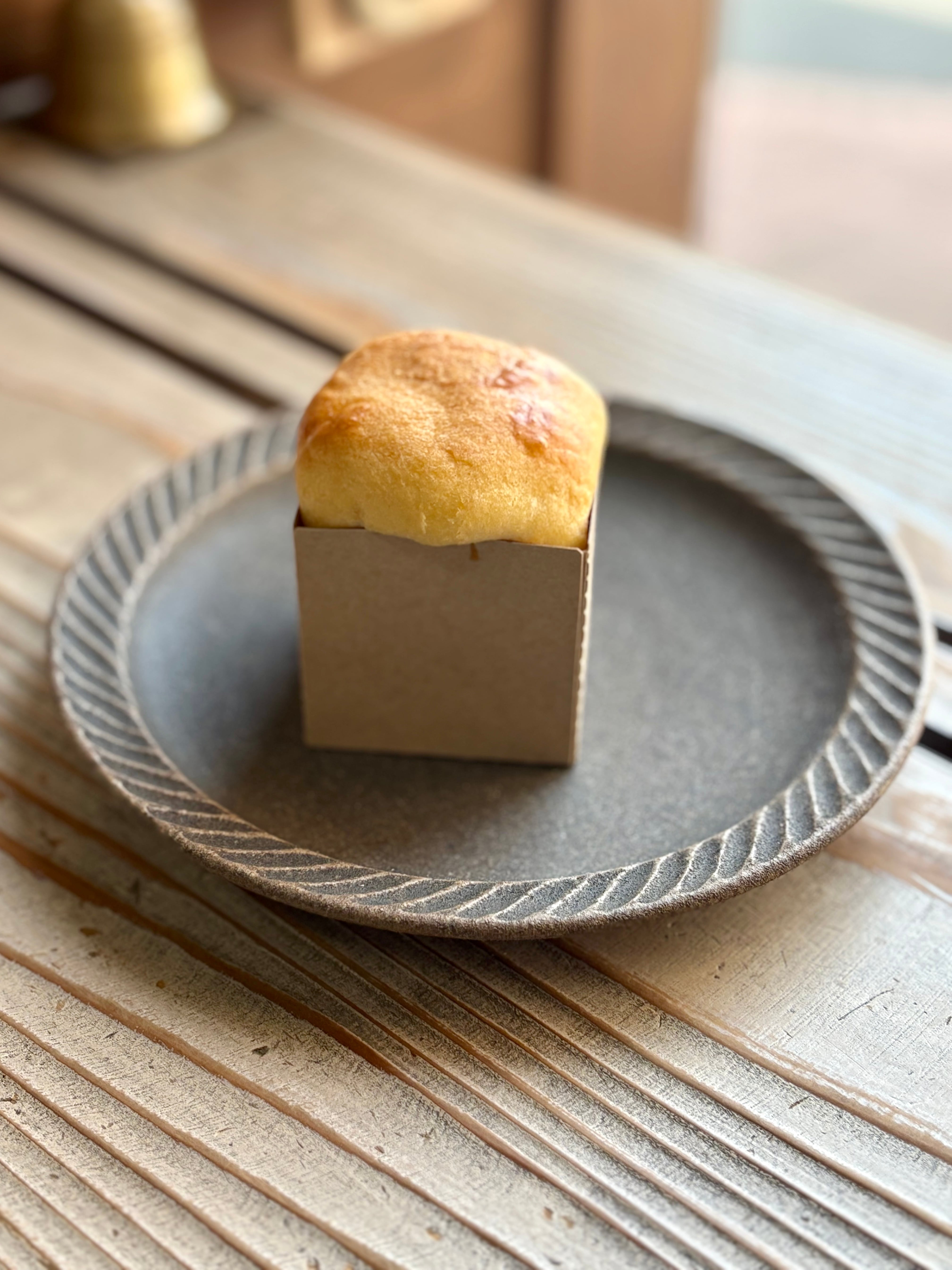 グルテンフリー米粉パン　塩バターブリオッシュ