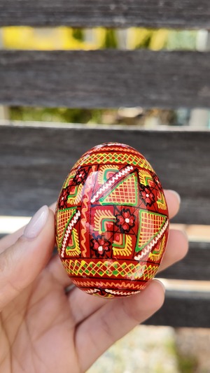 装飾用木製プィサンカ（イースターエッグ）with stand　コロミヤモデル