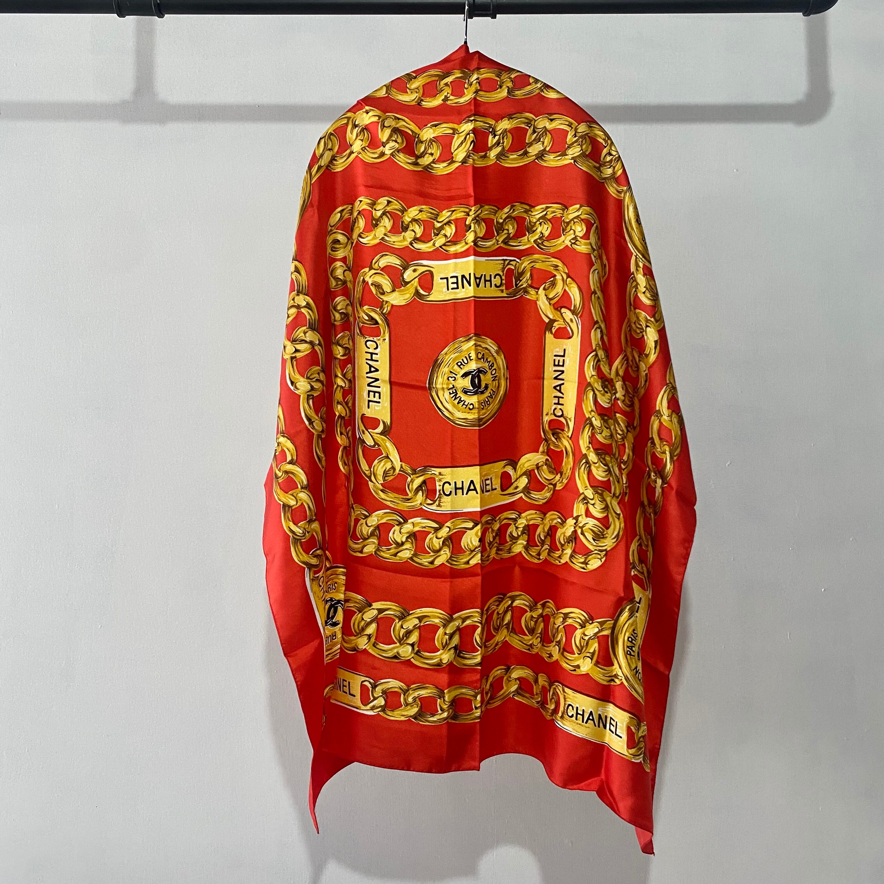 Vintage CHANEL Gold Chainz Big size Shawl Scarf / ヴィンテージ  