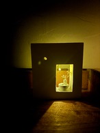 オオタコウキ　白プレートランプ　窓辺17